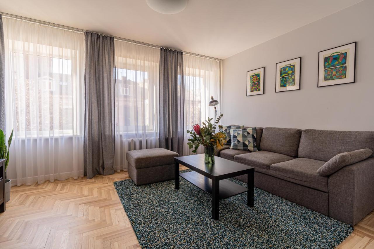 Lovely Apartment In The City Center Каунас Экстерьер фото