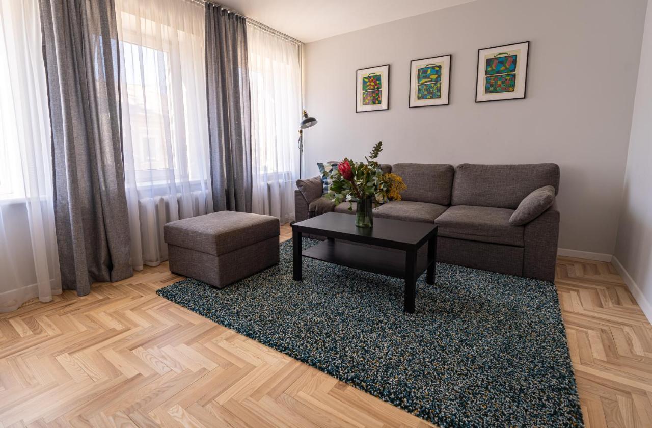 Lovely Apartment In The City Center Каунас Экстерьер фото